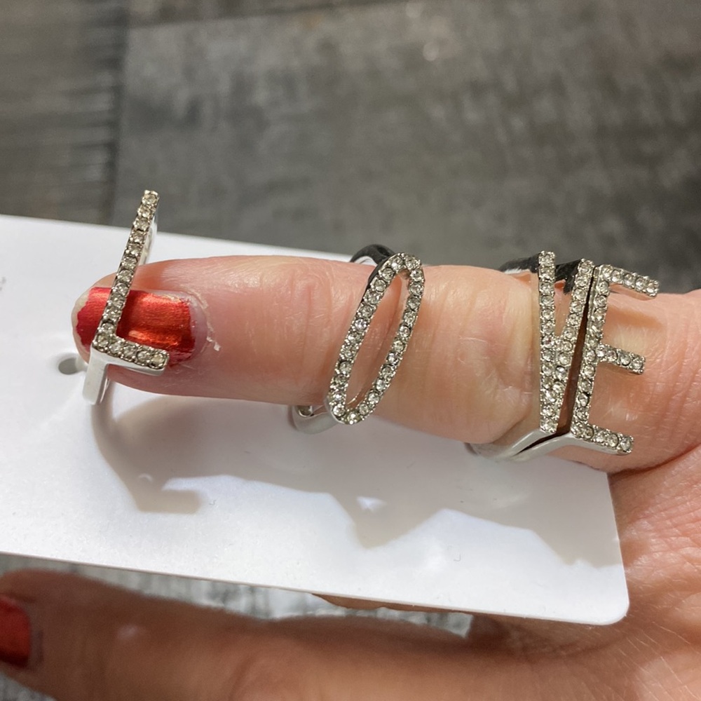 NWT Rue 21 Silver Tone Set Of 4 Love Rings!